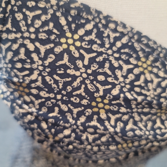 Nip Tuck multifit cup swimsuit - Picture 8 of 10